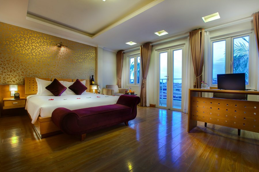 Review Hanoi Blue Sky Hotel: Khám Phá Lý Do Nơi Đây Được Yêu Thích Như Thế Nào