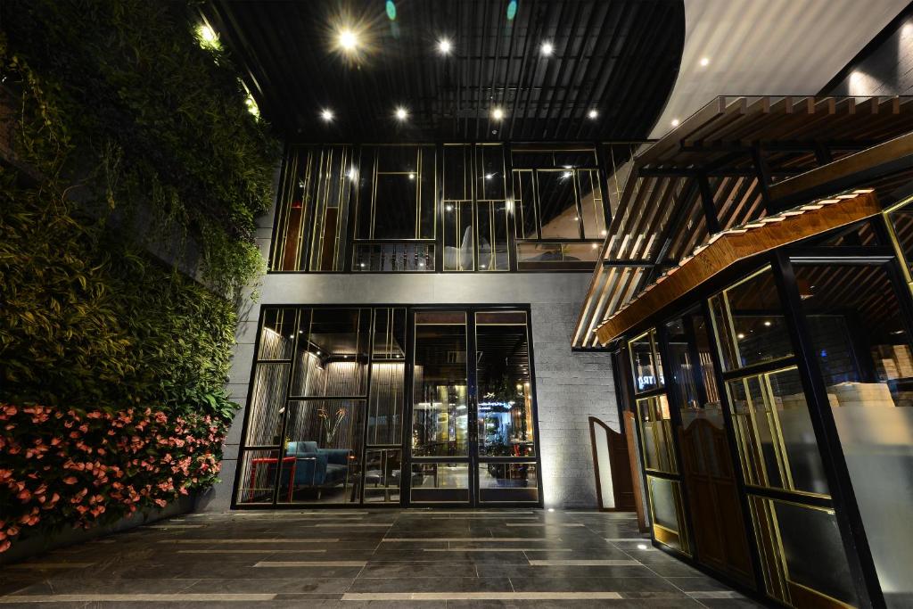 Review Hanoi Kingly Hotel: Trải Nghiệm Đẳng Cấp Tại Trung Tâm Hà Nội