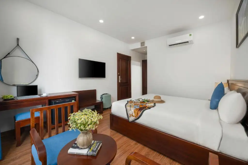 Sea Near Me Hotel: Khách Sạn Được Đánh Giá Tốt Nhất Trên Agoda