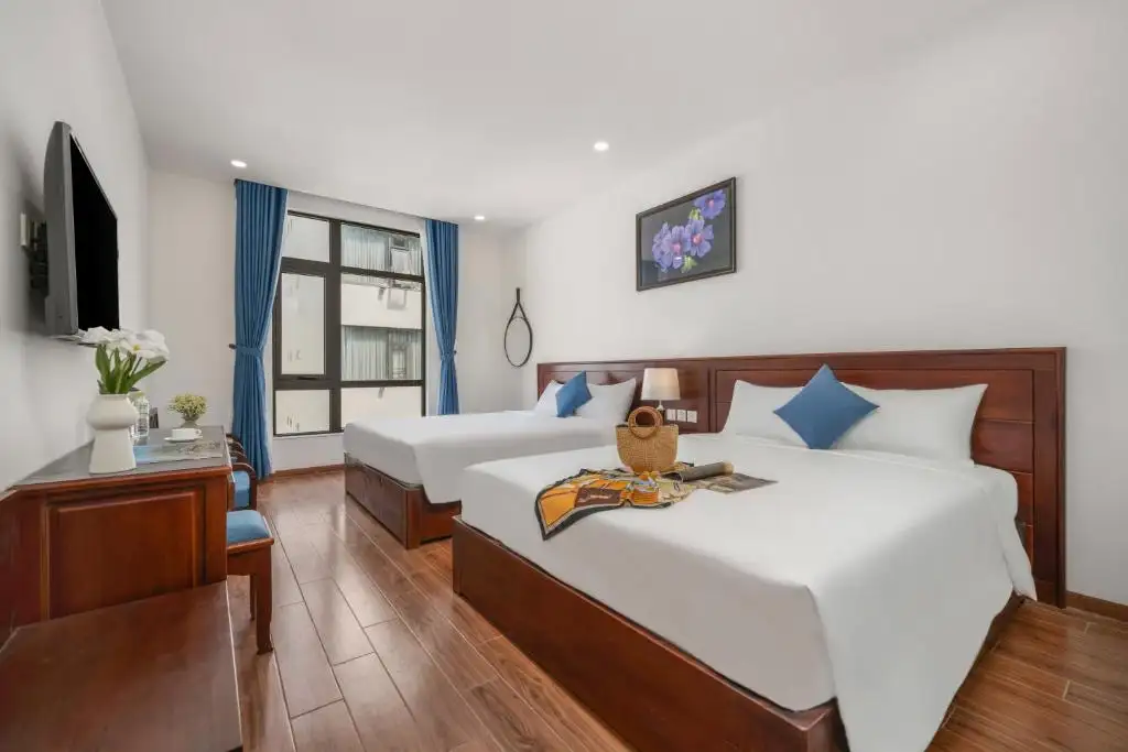 Sea Near Me Hotel: Khách Sạn Được Đánh Giá Tốt Nhất Trên Agoda